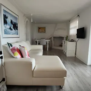 Unica - Alba E Tramonto Ferienhaus